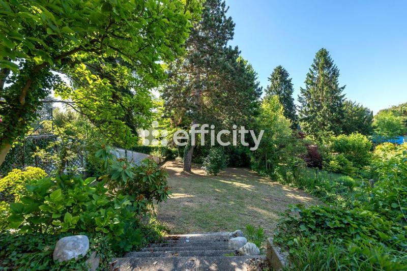 Maison - 115 m² - 6 pièces