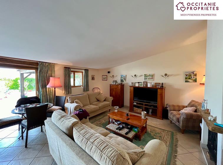 Maison de village - 180 m² - 7 pièces