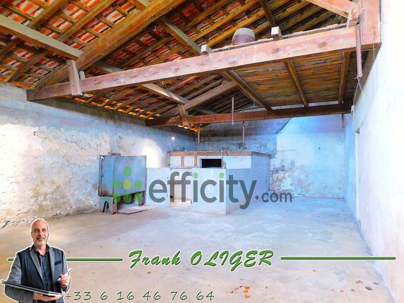 Maison - 340 m² - 10 pièces