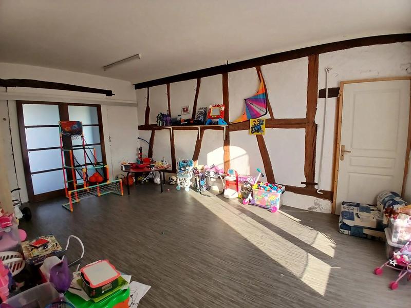 Maison - 228 m² - 6 pièces