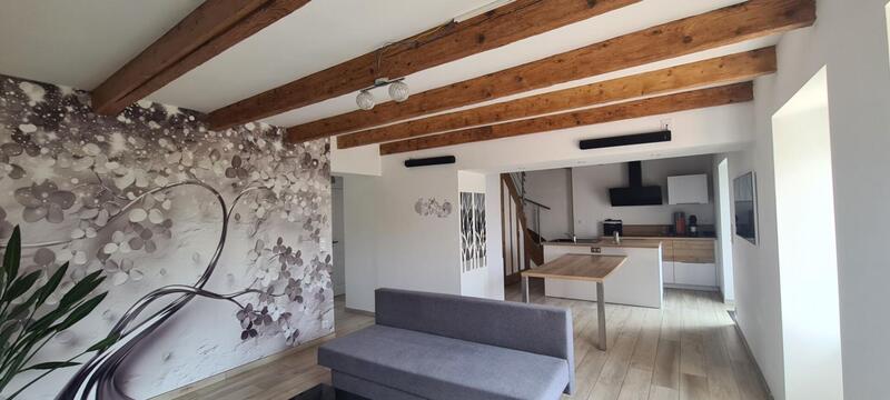 Maison - 93 m² - 5 pièces