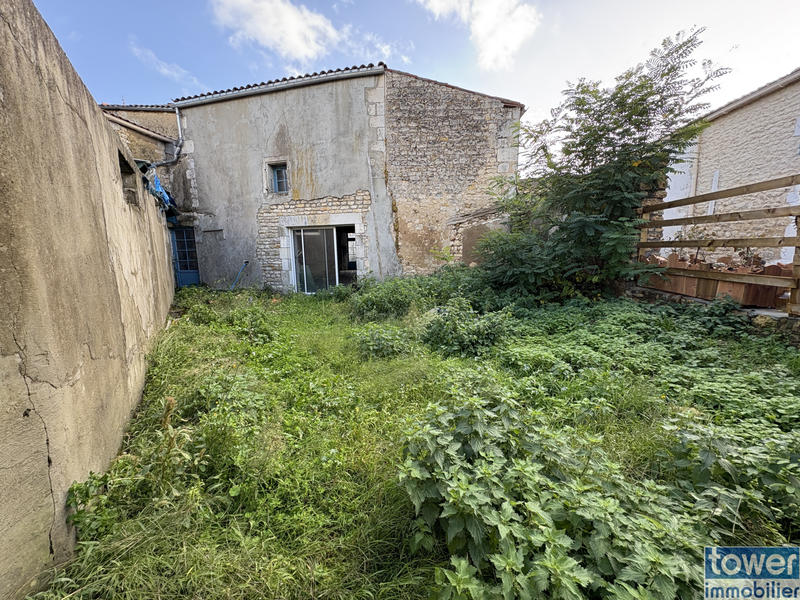 Maison de village - 307 m² - 7 pièces