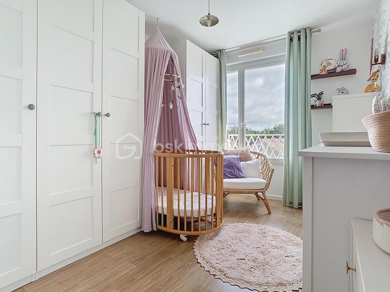 Appartement - 81 m² - 4 pièces