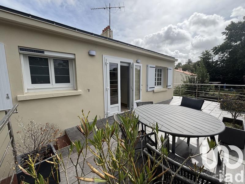 Maison - 141 m² - 5 pièces