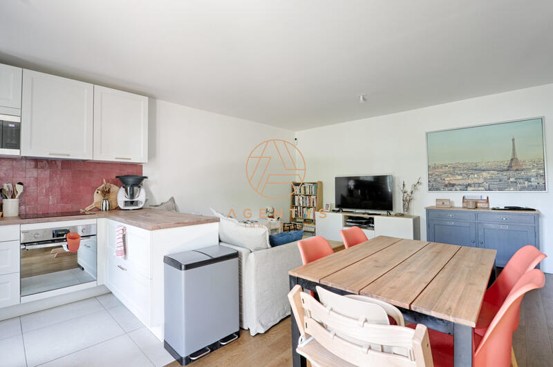 Appartement - 65 m² - 3 pièces