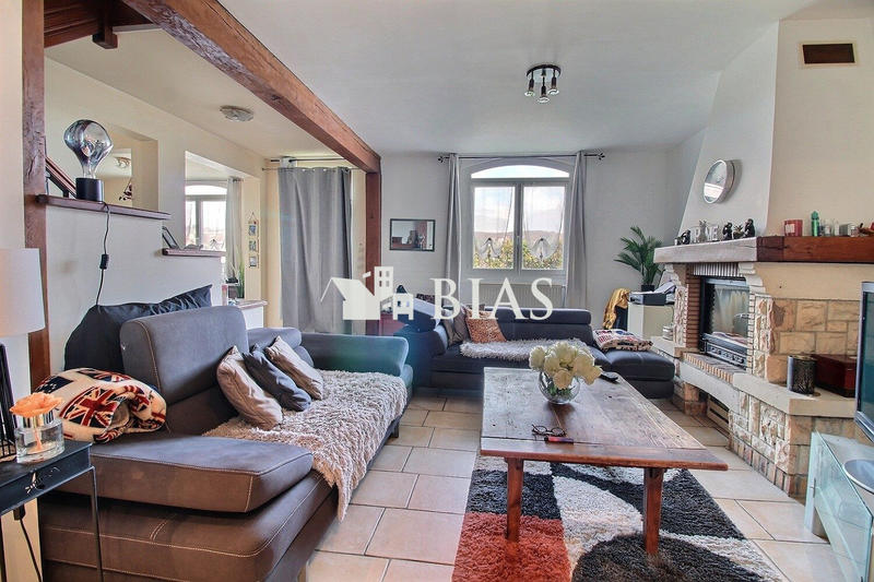 Maison - 149 m² - 5 pièces