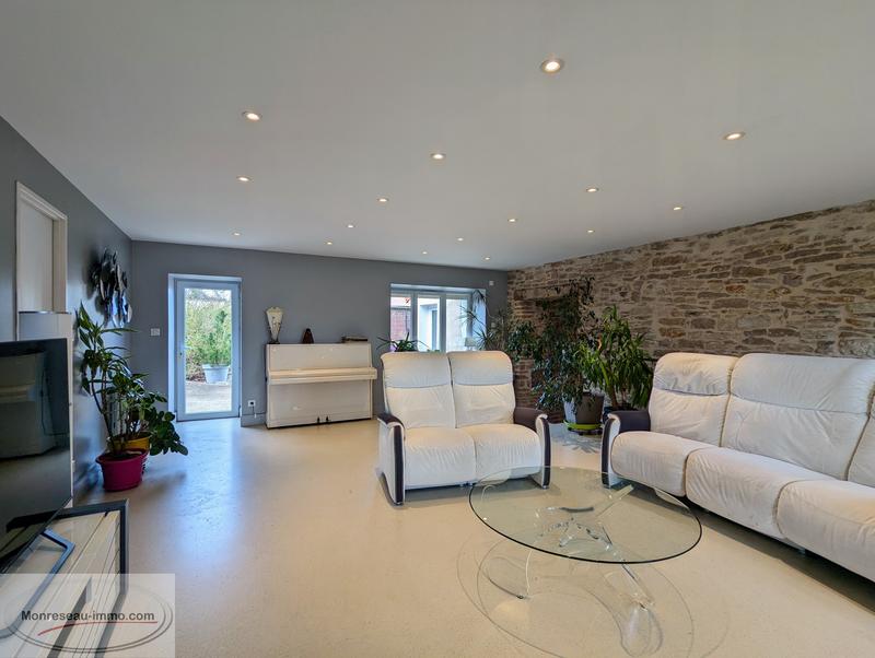 Maison de village - 220 m² - 7 pièces