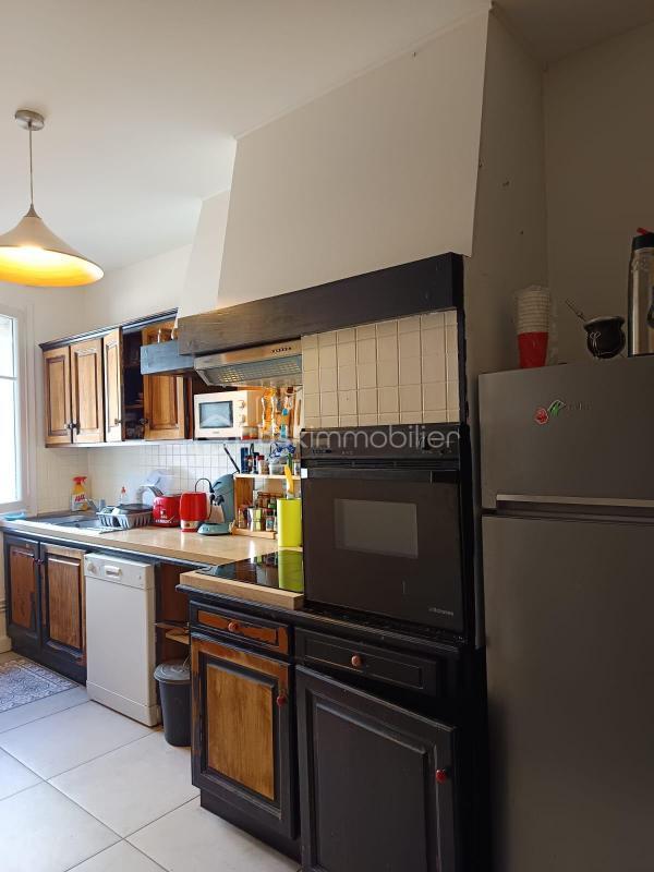 Appartement - 97 m² - 5 pièces