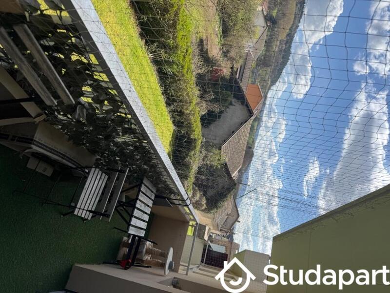 Appartement - 76 m² - 2 pièces