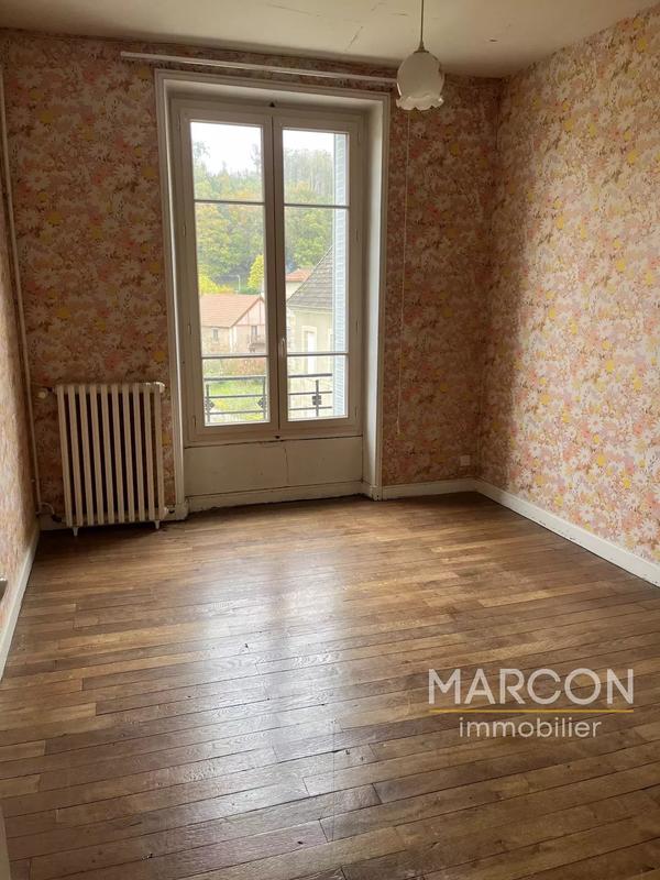 Maison - 196 m² - 11 pièces