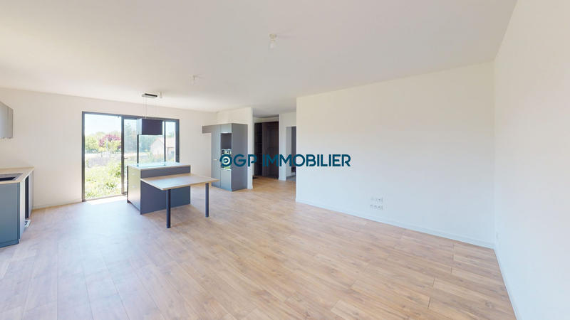 Maison - 96 m² - 4 pièces