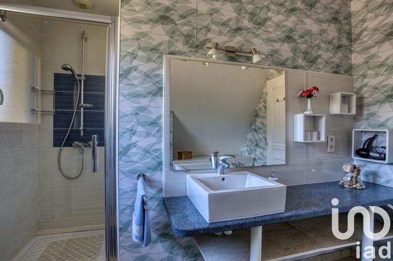 Maison - 185 m² - 6 pièces