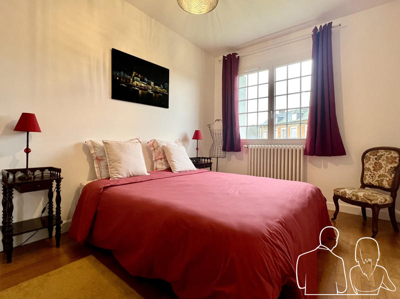 Maison ancienne - 335 m² - 10 pièces