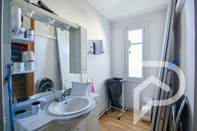 Maison - 270 m² - 11 pièces