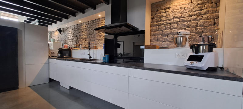 Maison - 246 m² - 8 pièces