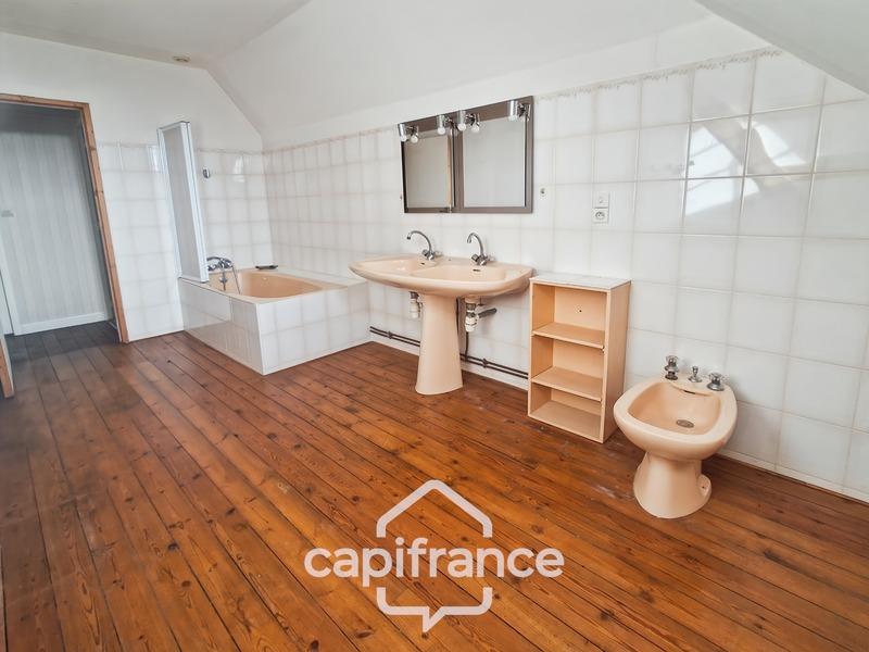 Maison - 153 m² - 6 pièces