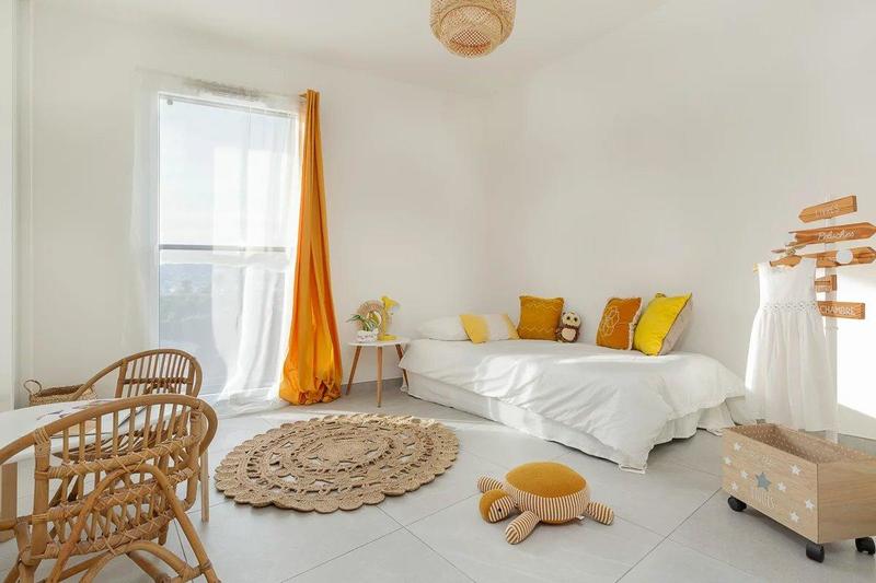 Appartement - 92 m² - 4 pièces