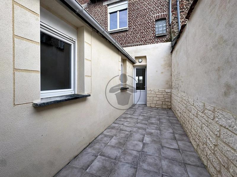 Maison - 95 m² - 5 pièces