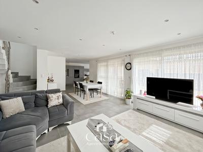 Maison - 146 m² - 6 pièces