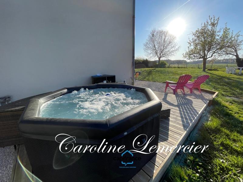 Maison - 294 m² - 9 pièces