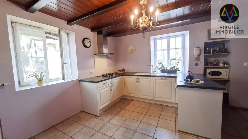 Maison - 164 m² - 6 pièces