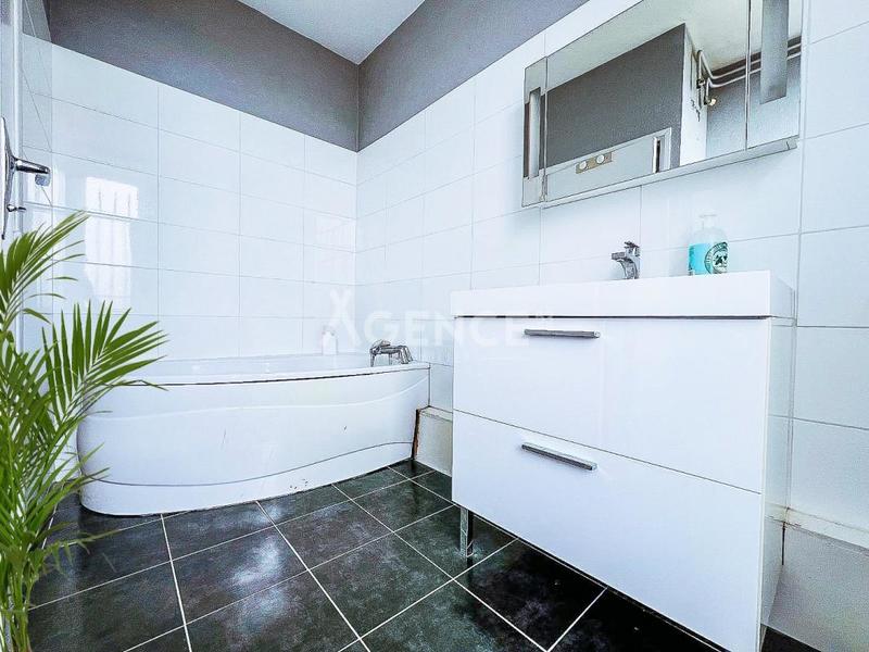 Maison - 183 m² - 6 pièces