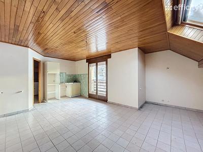 Appartement - 122 m² - 5 pièces