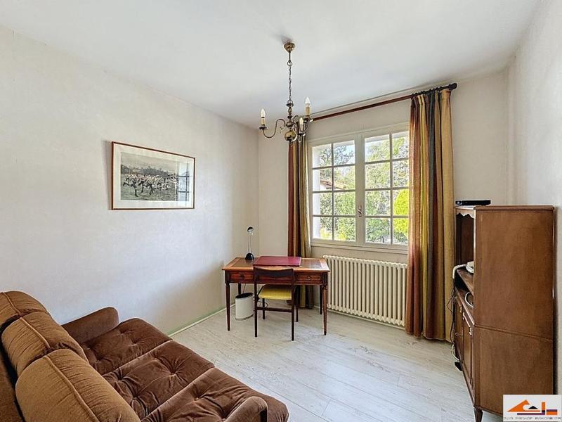 Villa - 200 m² - 7 pièces