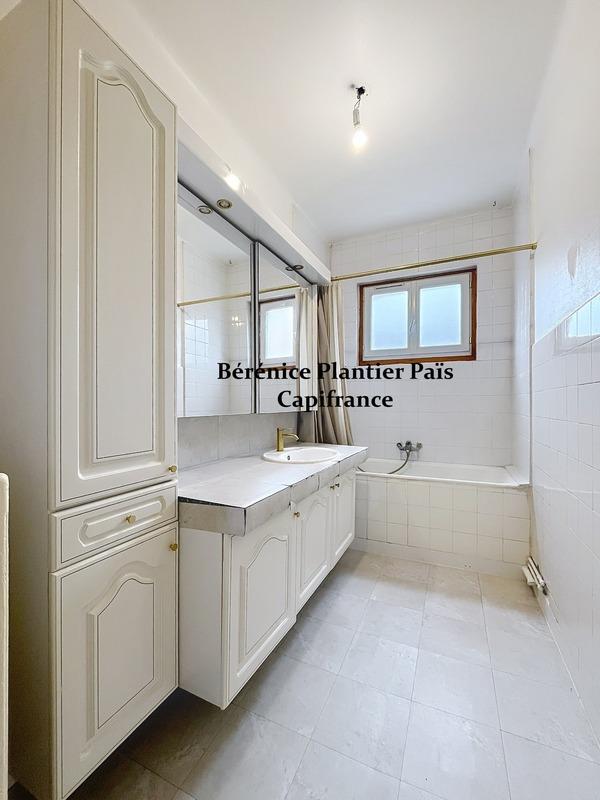 Maison - 188 m² - 8 pièces