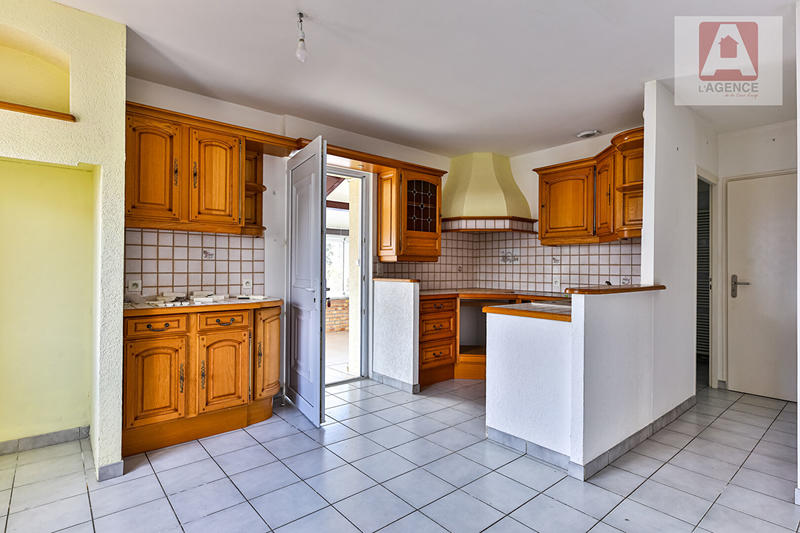 Maison - 120 m² - 6 pièces