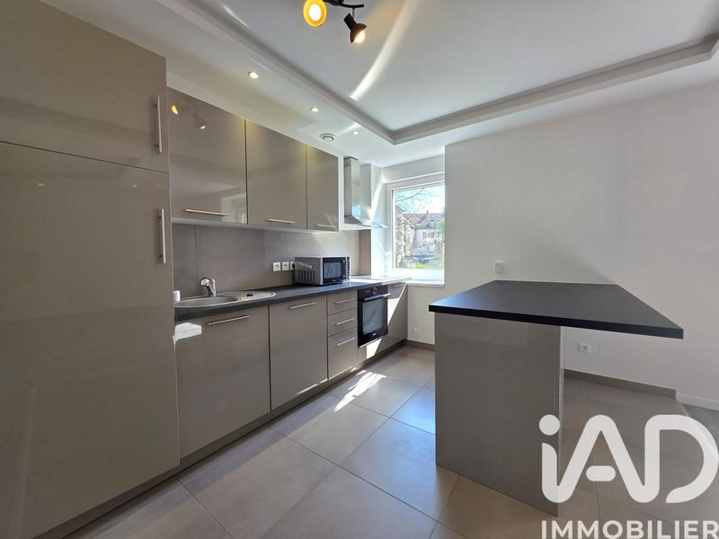 Appartement - 93 m² - 4 pièces