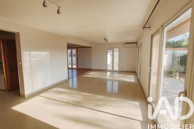 Maison - 177 m² - 6 pièces