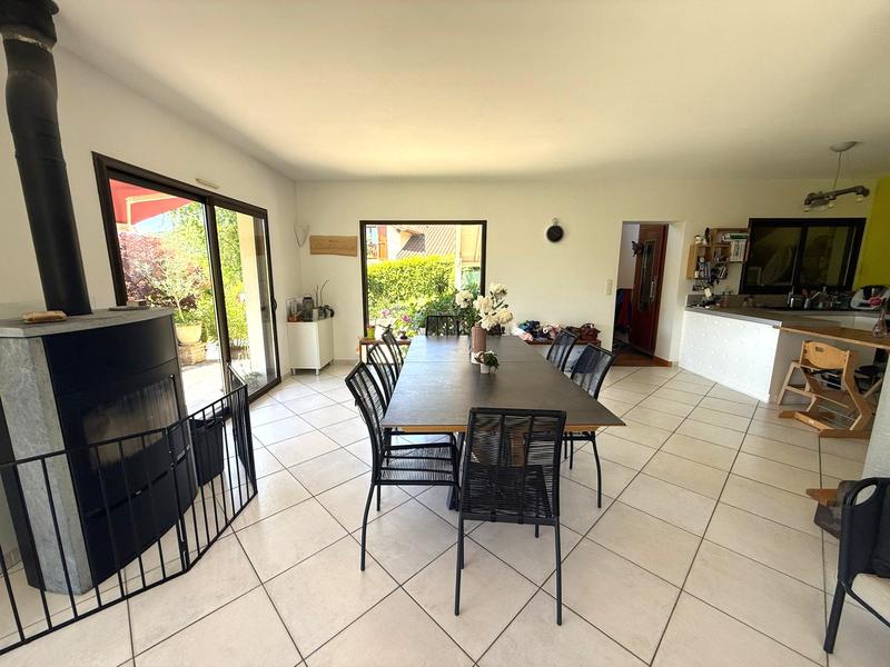 Maison - 170 m² - 5 pièces
