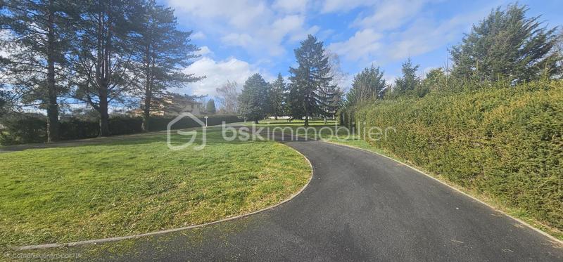 Villa - 205 m² - 7 pièces