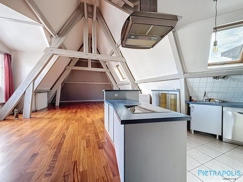 Appartement - 107 m² - 4 pièces