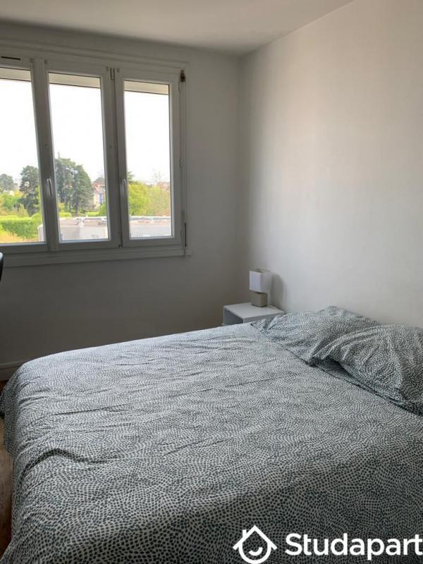 Chambre - 11 m² - 1 pièce