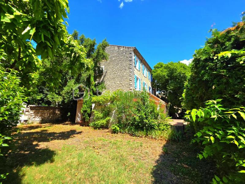 Demeure - 320 m² - 10 pièces