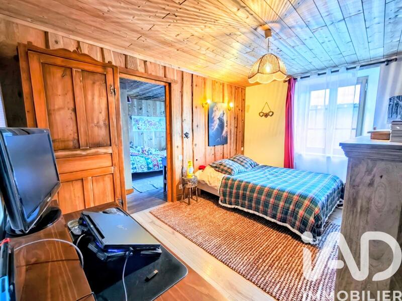 Appartement - 90 m² - 4 pièces