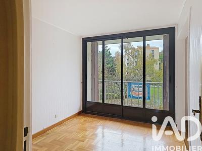 Appartement - 65 m² - 4 pièces