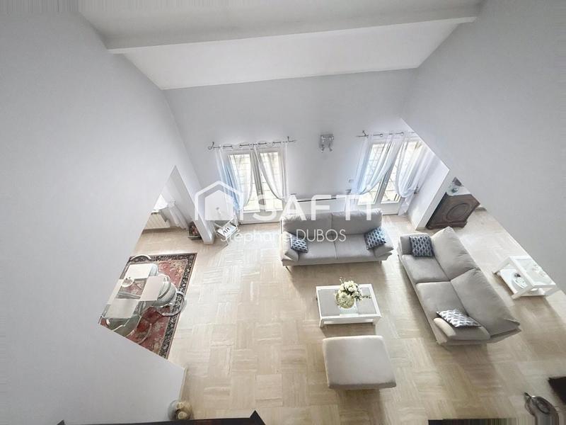 Maison - 156 m² - 7 pièces