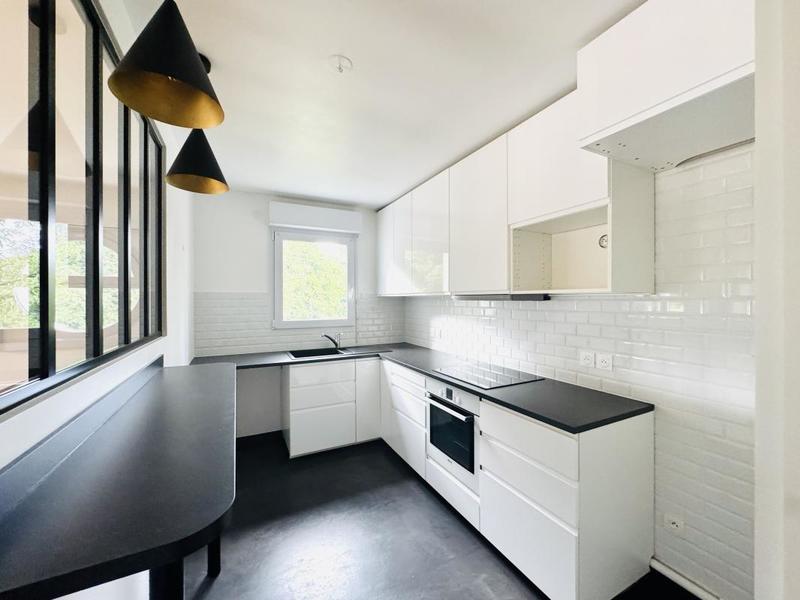 Appartement - 110 m² - 4 pièces