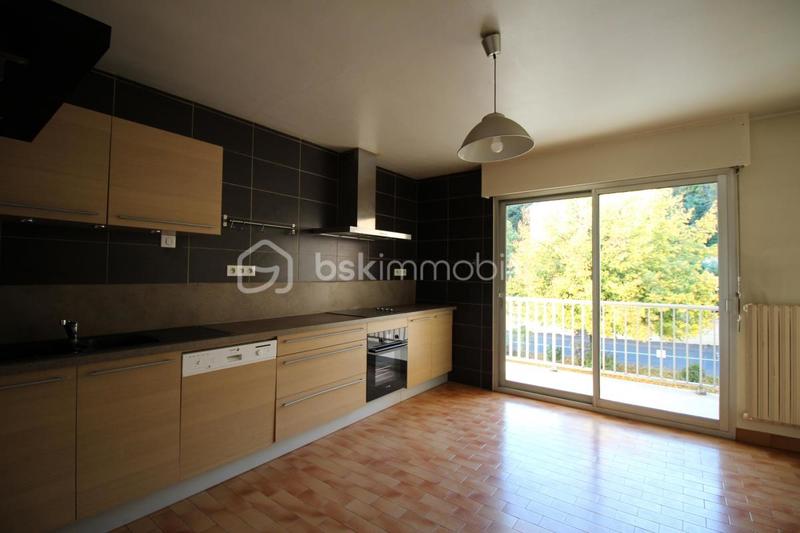 Appartement - 92 m² - 4 pièces