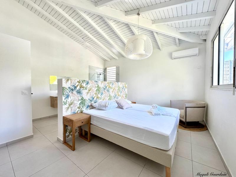 Propriété - 205 m² - 7 pièces