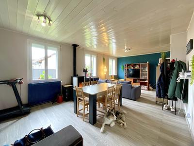 Maison - 110 m² - 5 pièces