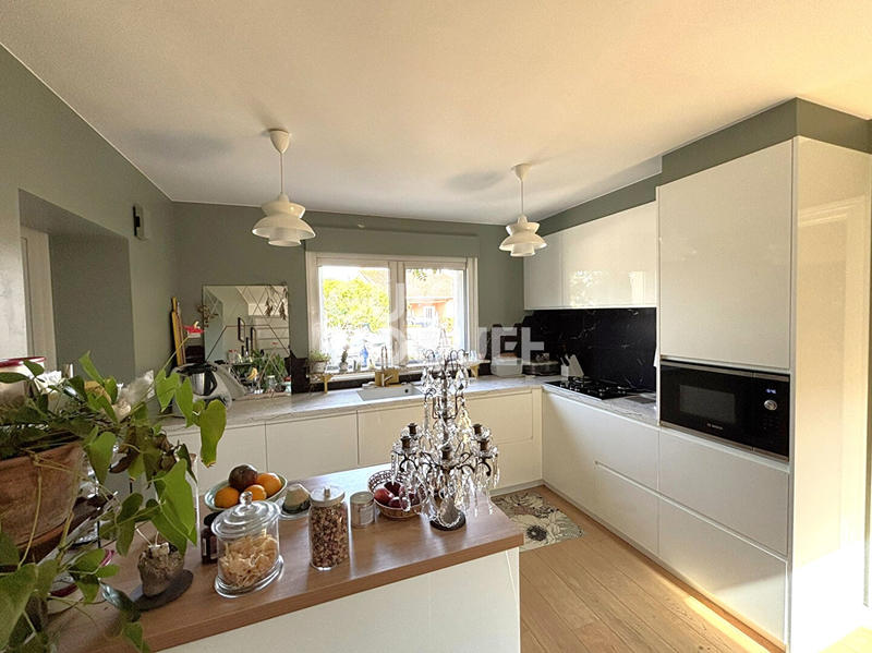 Maison - 148 m² - 5 pièces