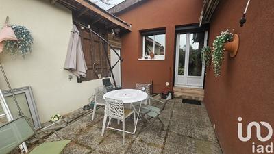 Maison - 80 m² - 4 pièces