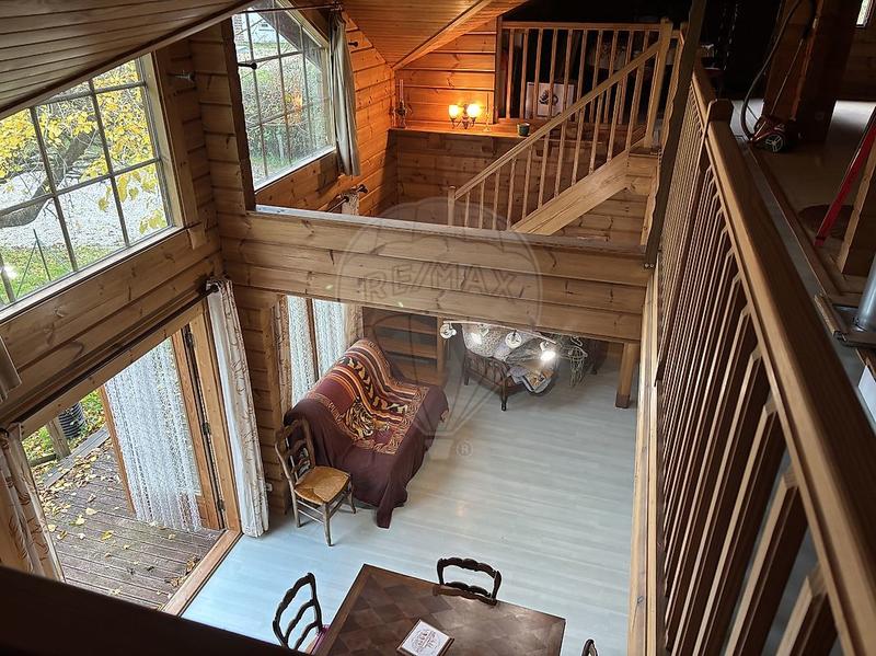 Maison de bois - 118 m² - 1 pièce