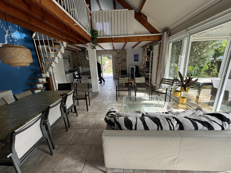 Propriété - 295 m² - 12 pièces