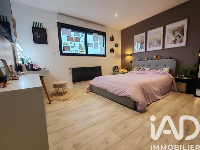 Maison - 177 m² - 7 pièces