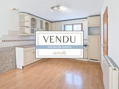 Maison - 91 m² - 5 pièces